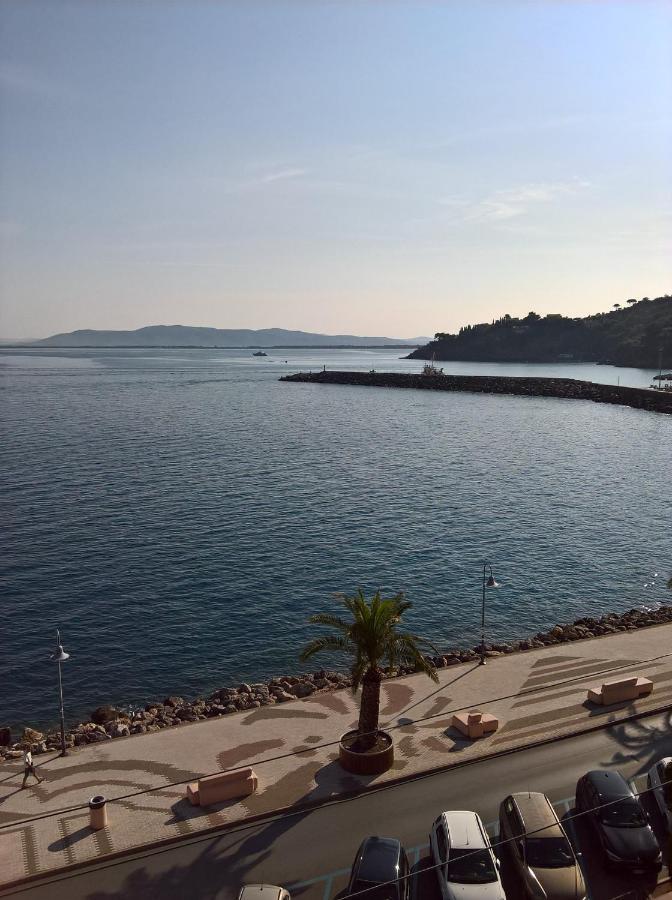 Elegant Apartment With Sea View In Porto Santo Stefano 89 M² Exterior foto